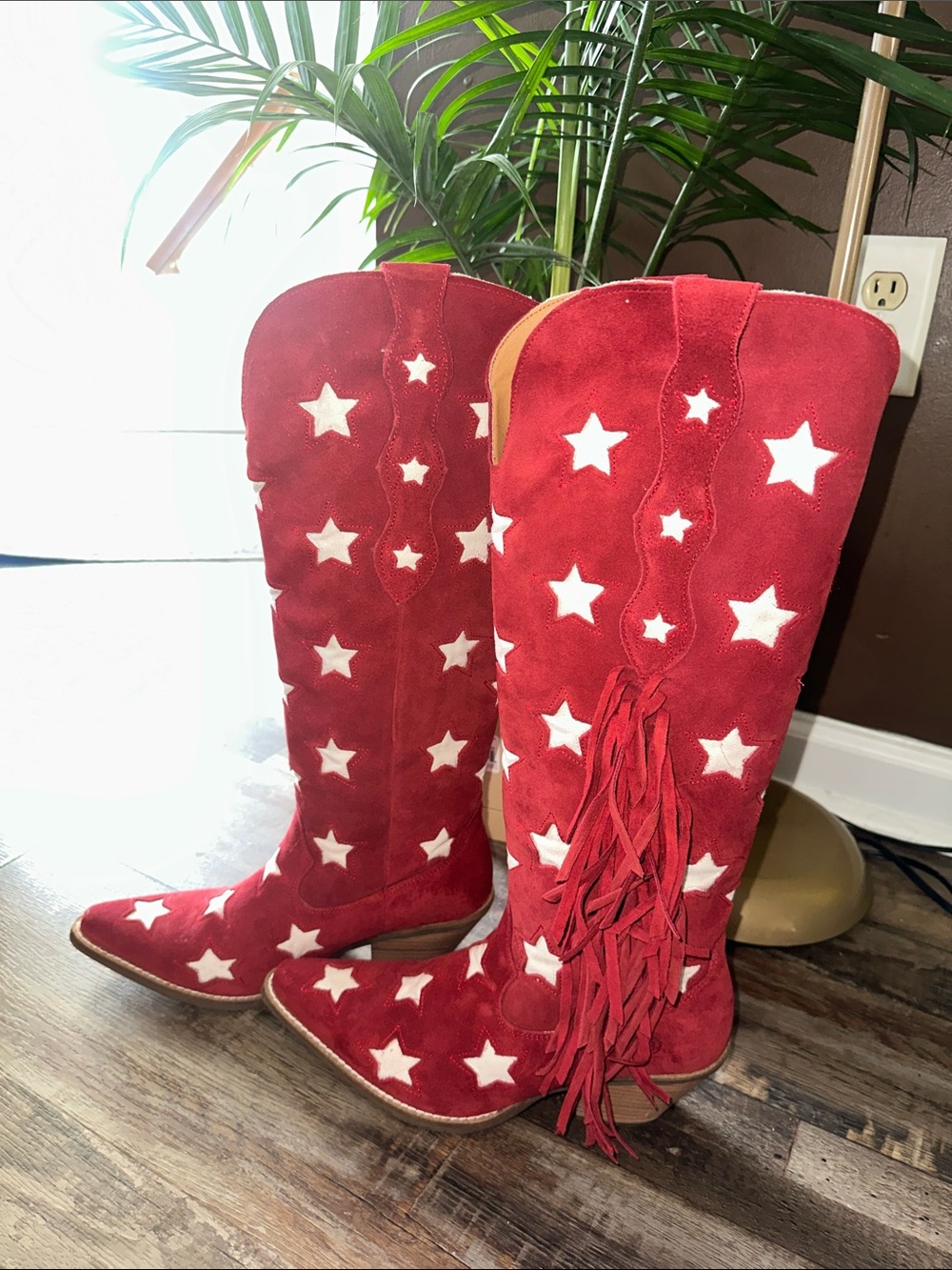 Red Suede Over-the-Knee Star Embroidered Boots with Fringe - Picture 2 of 8